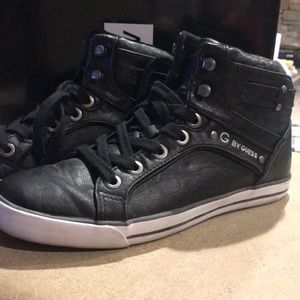 Sport shoe , high top